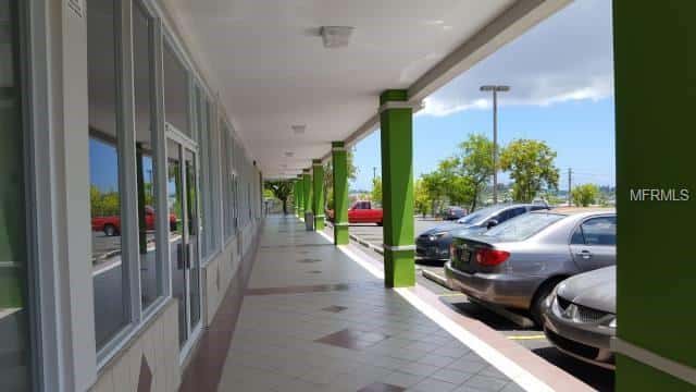 PR 99 AVE LAS CUMBRES