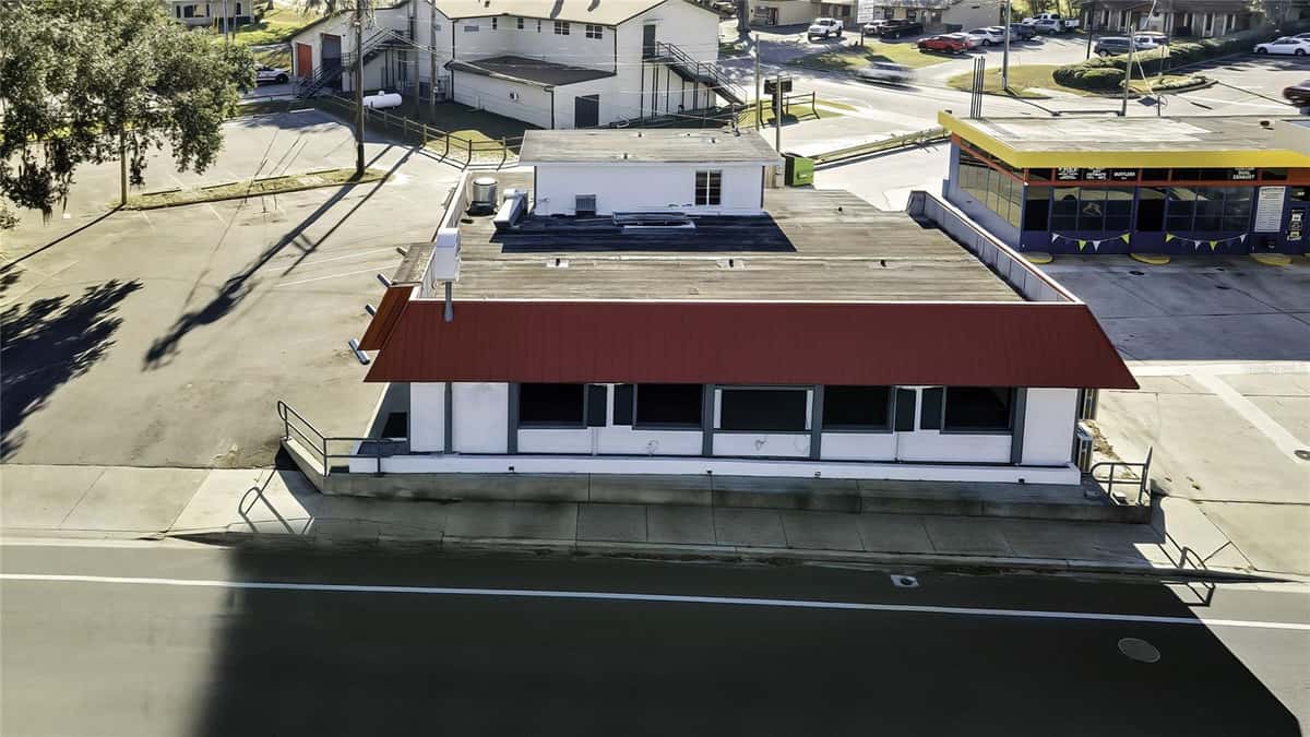 104 US HIGHWAY 41