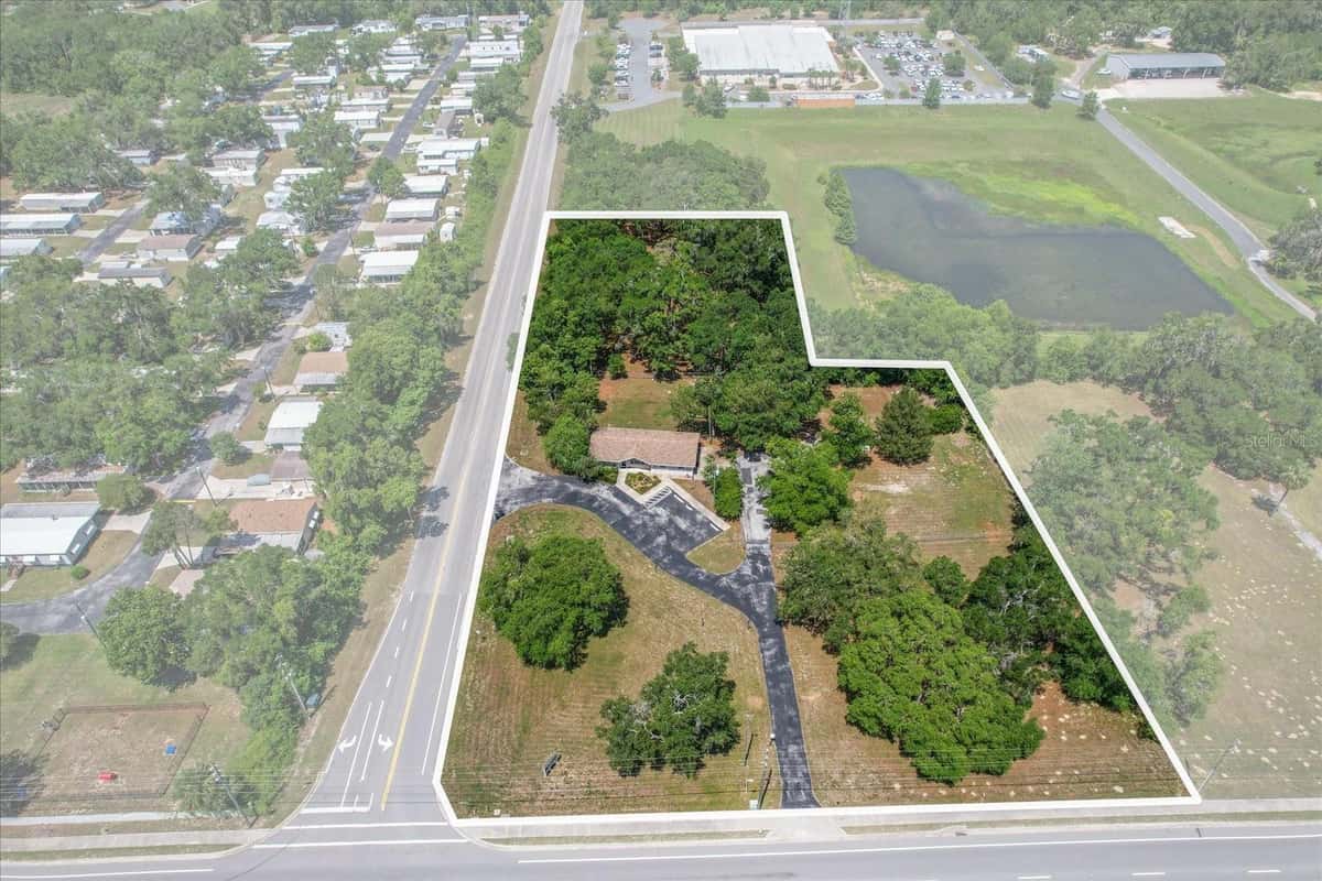 2716 LECANTO HIGHWAY