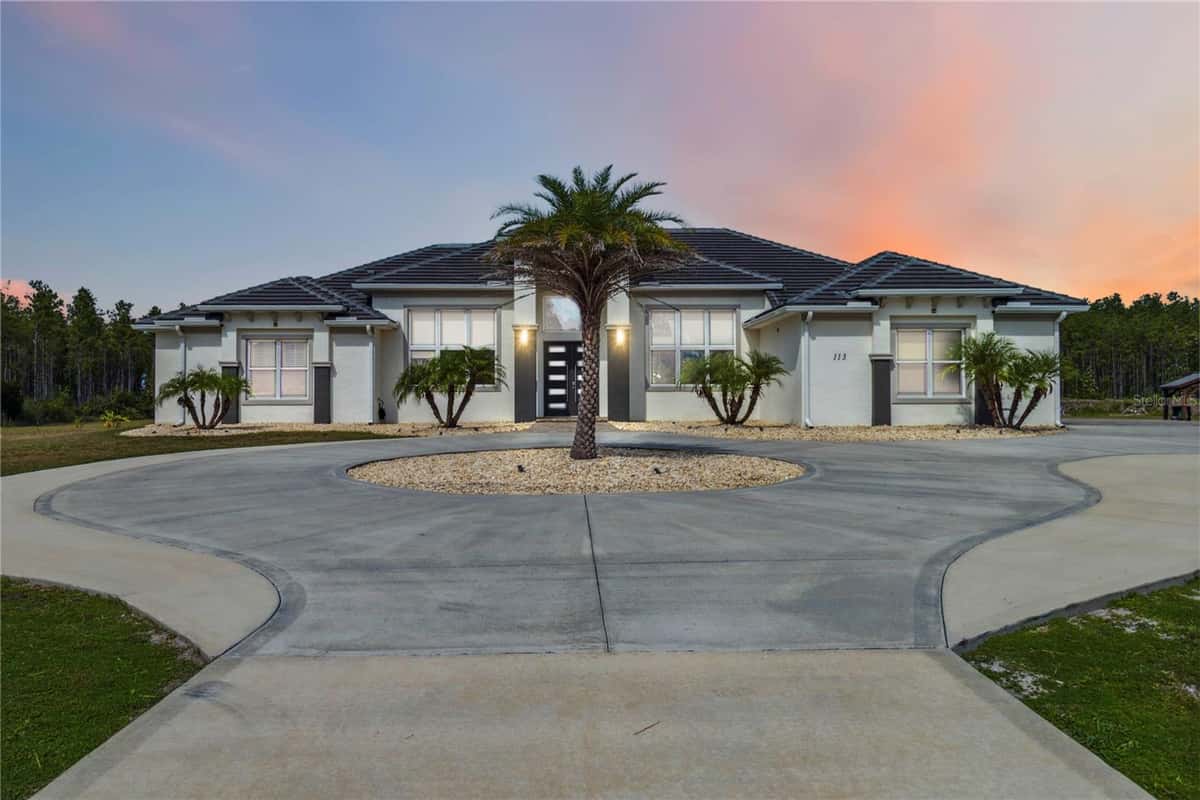 113 SPRING RISE CIRCLE