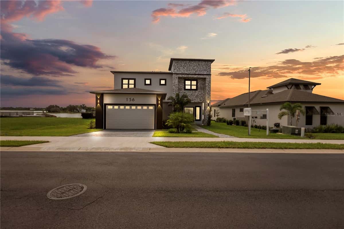 156 CALADIUM AVENUE