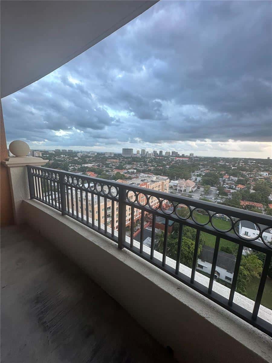 3232 CORAL WAY