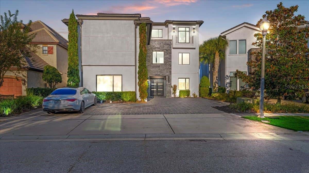 331 MUIRFIELD LOOP