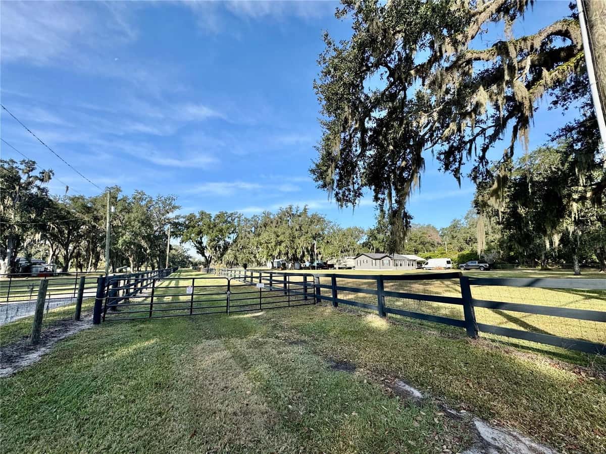 2909 WILDER ROAD