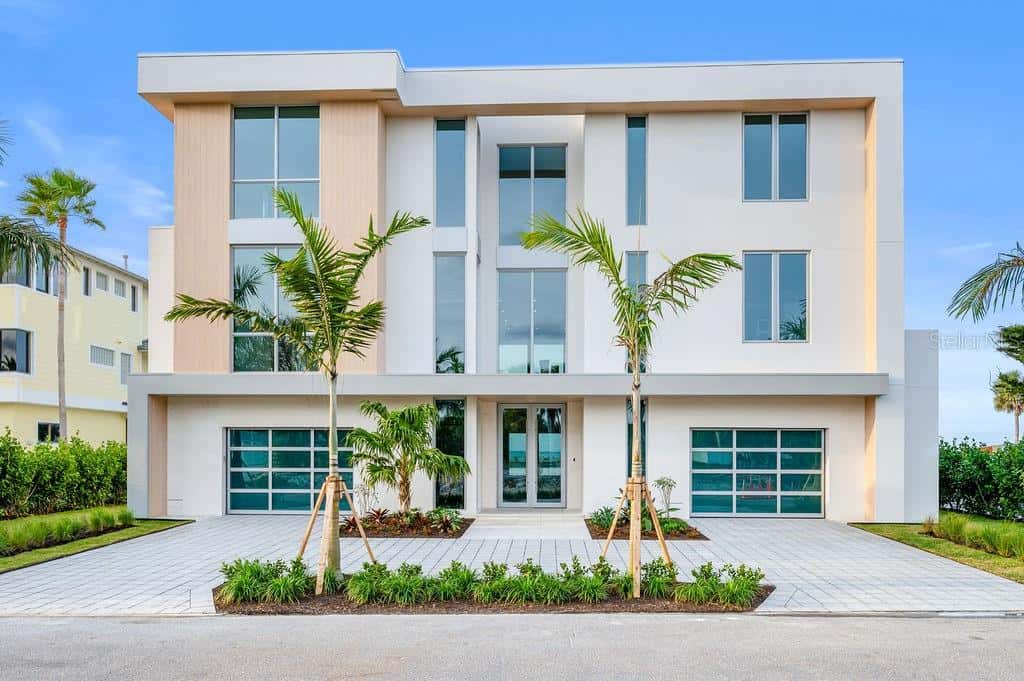 6489 GULFSIDE ROAD