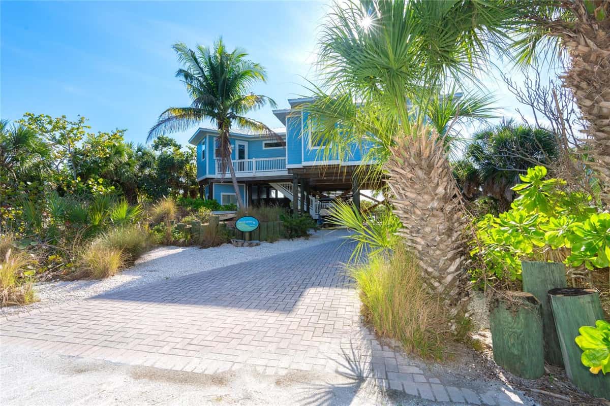 431 KETTLE HARBOR DRIVE