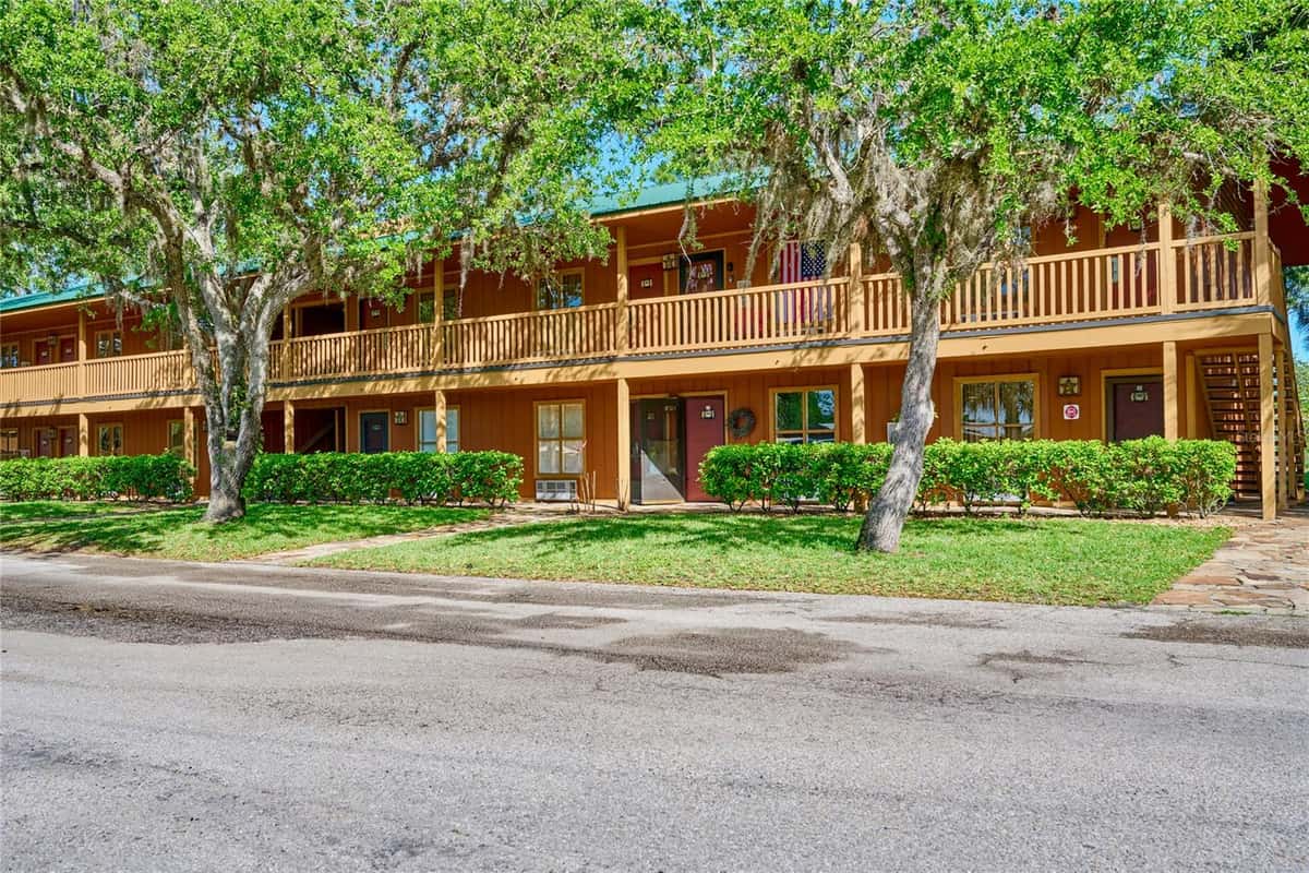 3200 RIVER RANCH BOULEVARD