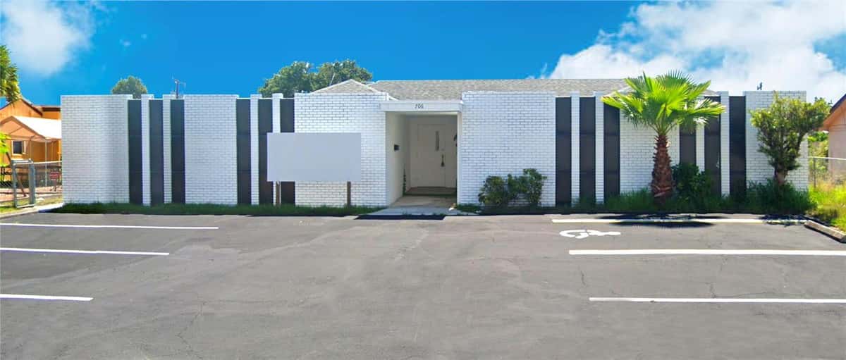 706 7TH STREET