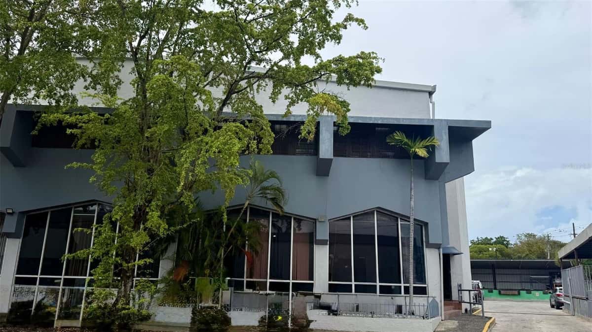 272 CALLE 272 BLOQ. L B 12, URB. COUNTRY CLUB