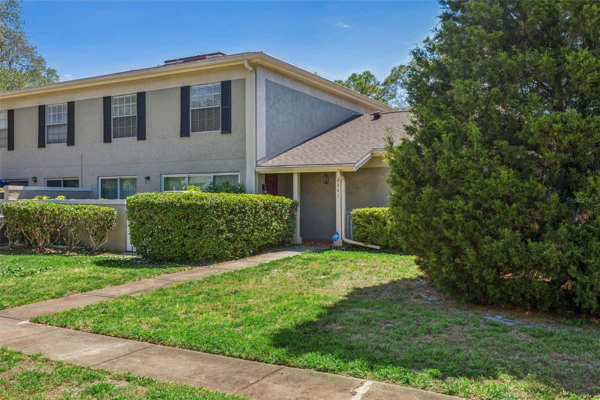 6341 TREETOP CIRCLE