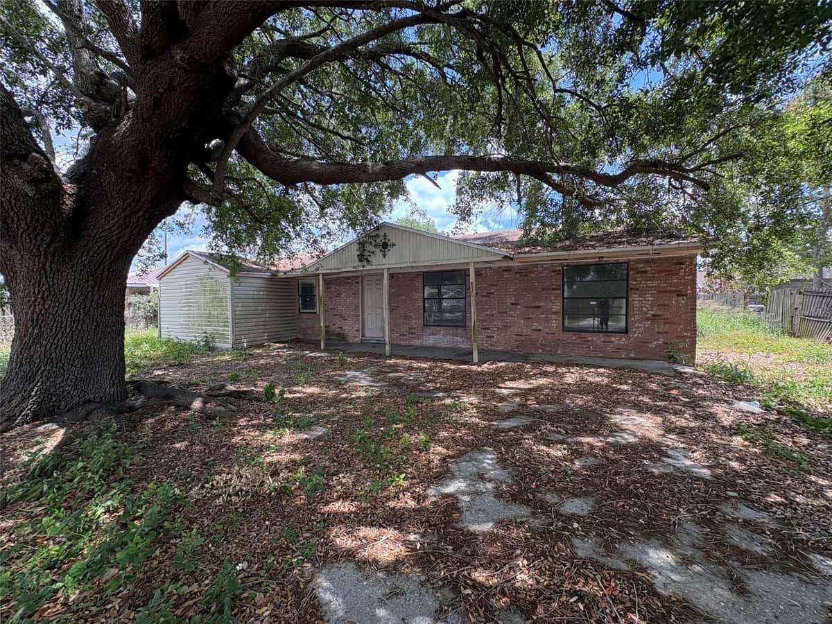 830 10TH STREET