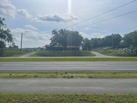 10736 US HIGHWAY 301