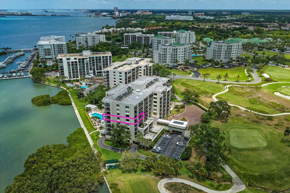 4 BELLEVIEW BOULEVARD