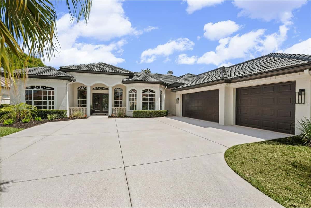 7318 EATON COURT