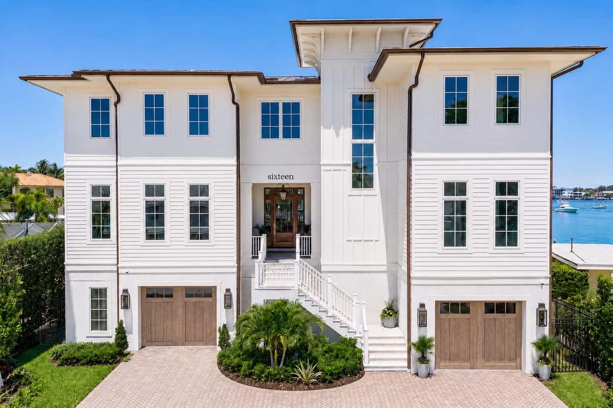 16 SANDPIPER ROAD