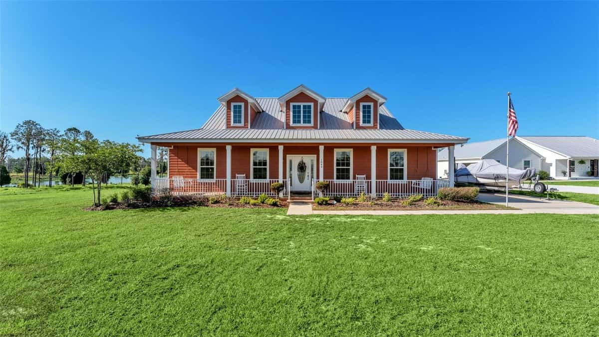 1044 TIMBERS DRIVE
