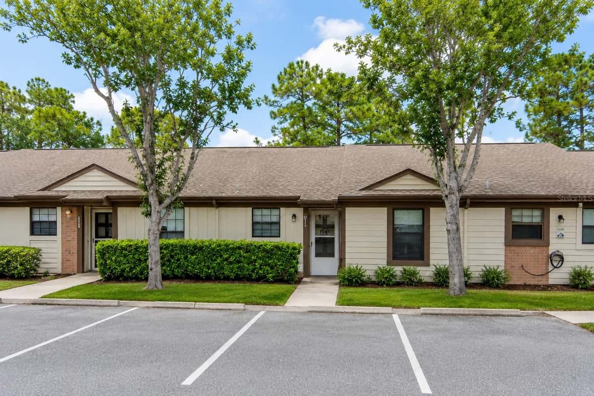 1126 FAIRVILLA DRIVE