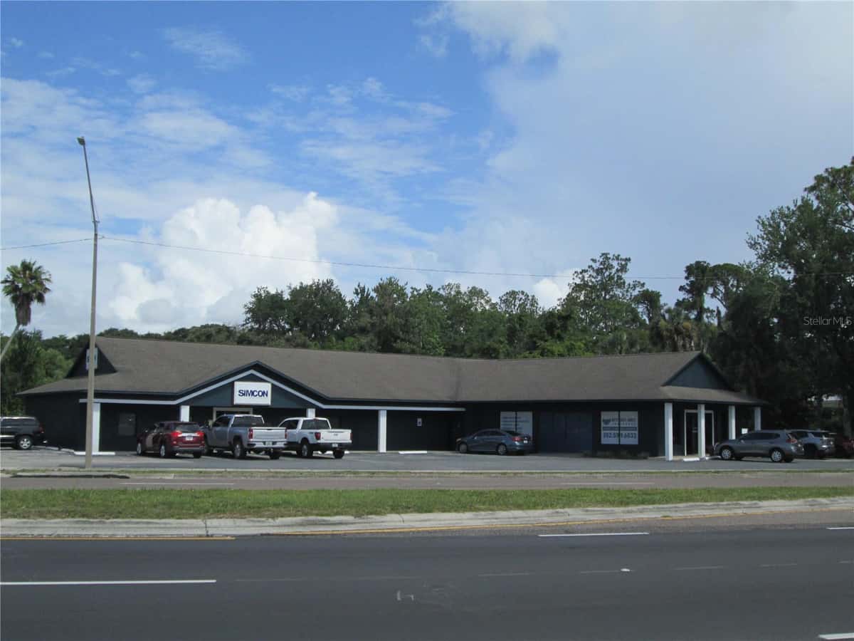 100 BURLEIGH BOULEVARD