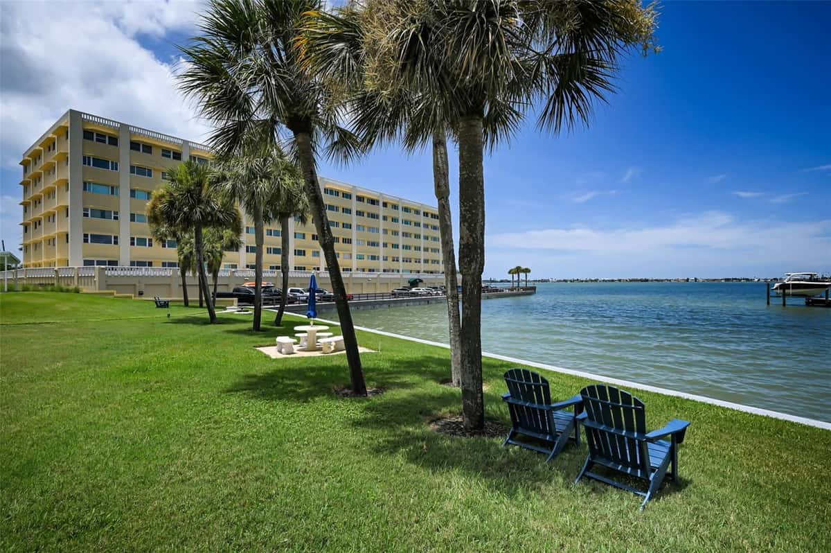 100 BLUFF VIEW DRIVE