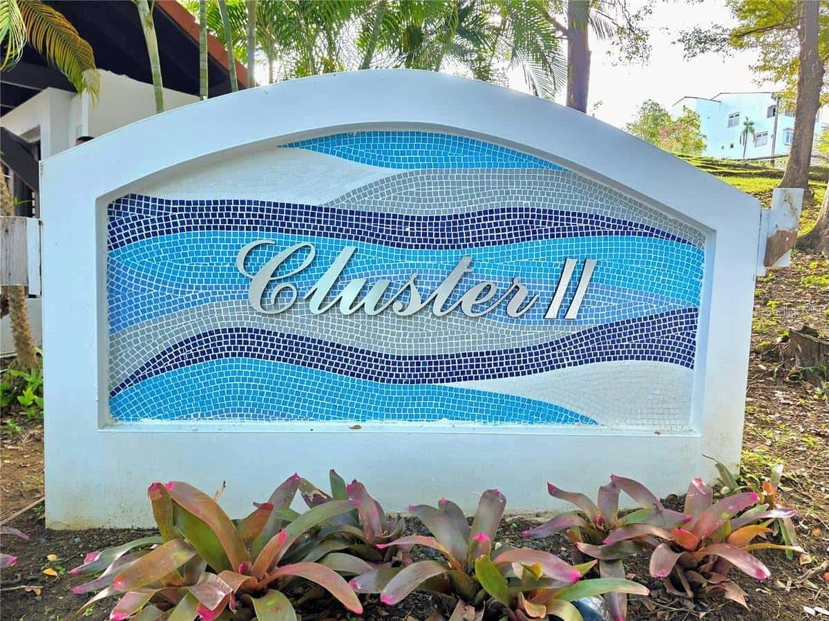 Cluster 2 6000 RIO MAR BOULEVARD