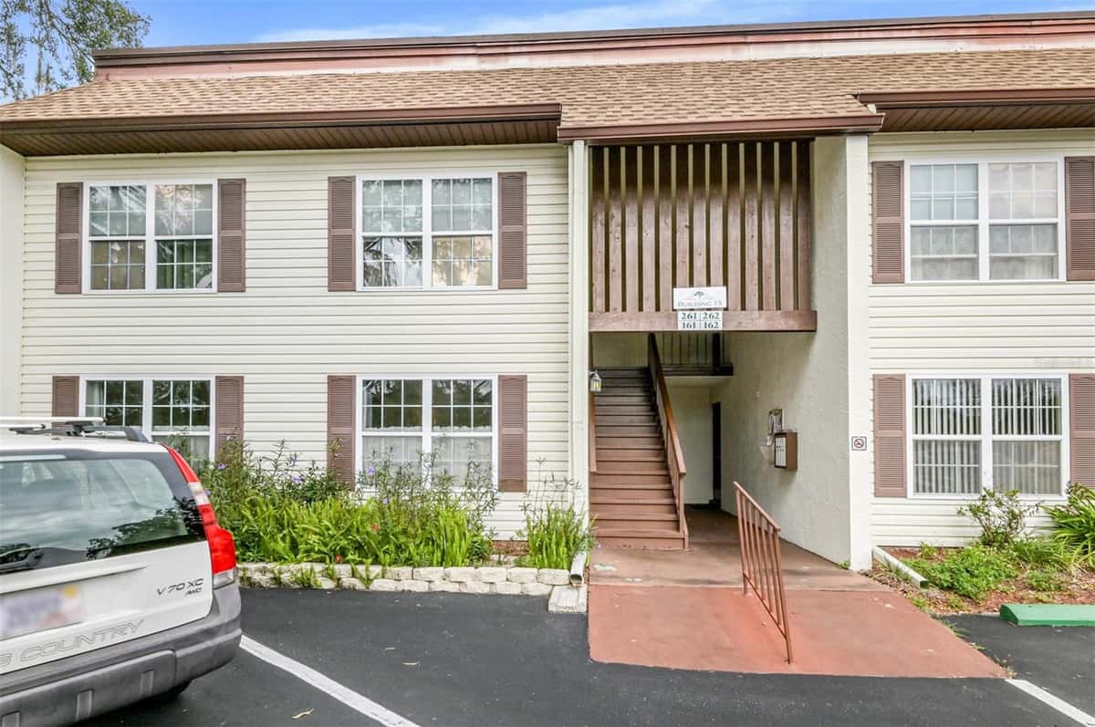 2400 FOREST DRIVE