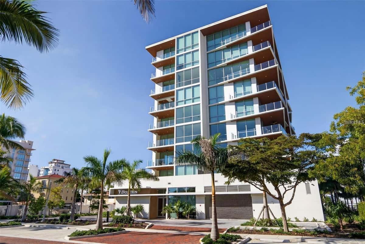 111 GOLDEN GATE POINT