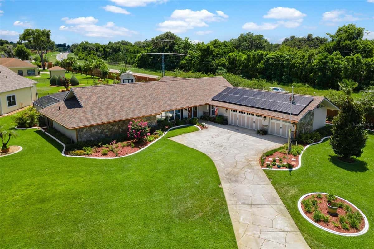 26515 SAVAGE CIRCLE