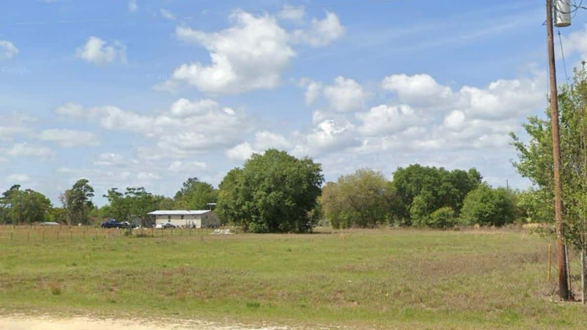 109 MAHOGANY LANE