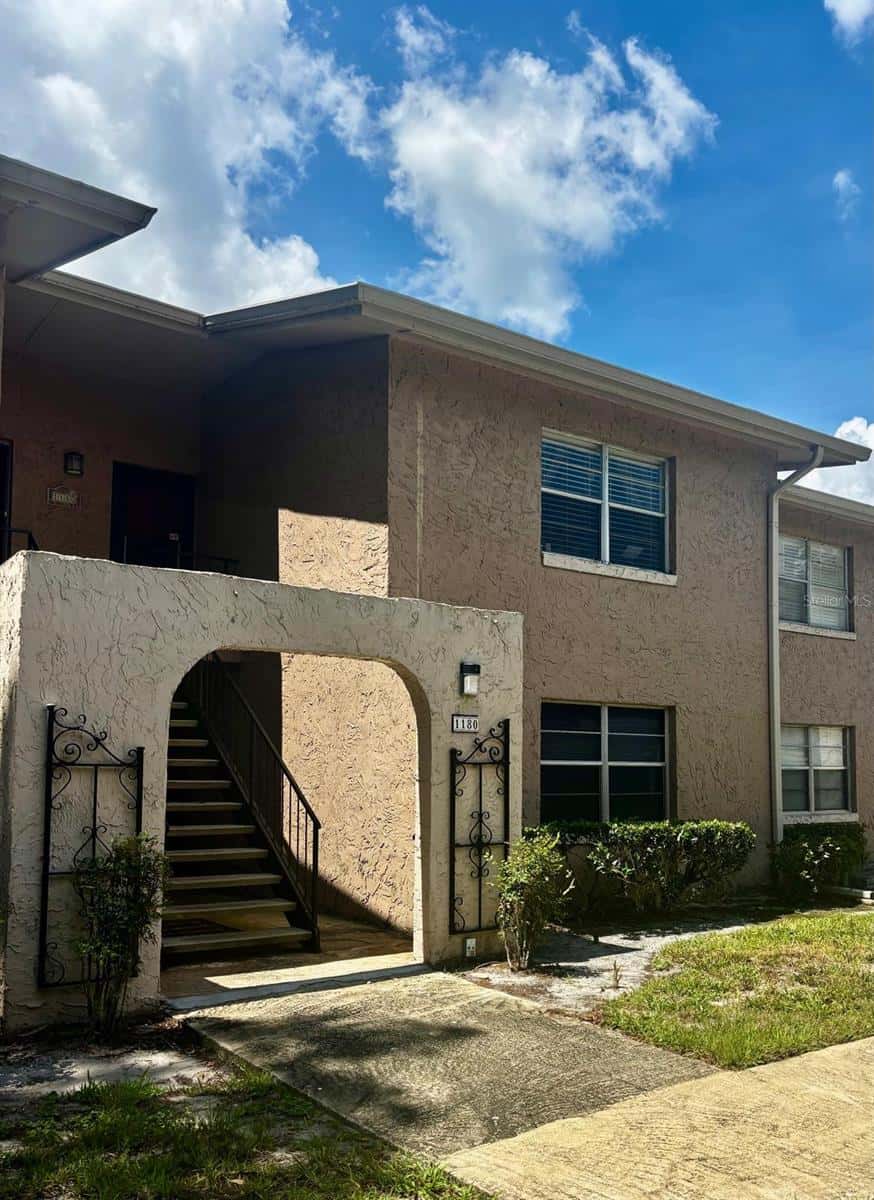 1180 PASEO DEL MAR