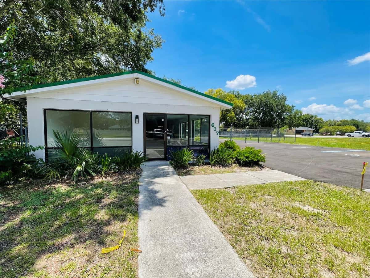617 JOHN YOUNG PARKWAY