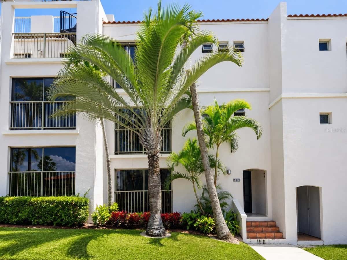 149 HACIENDAS DE PALMAS