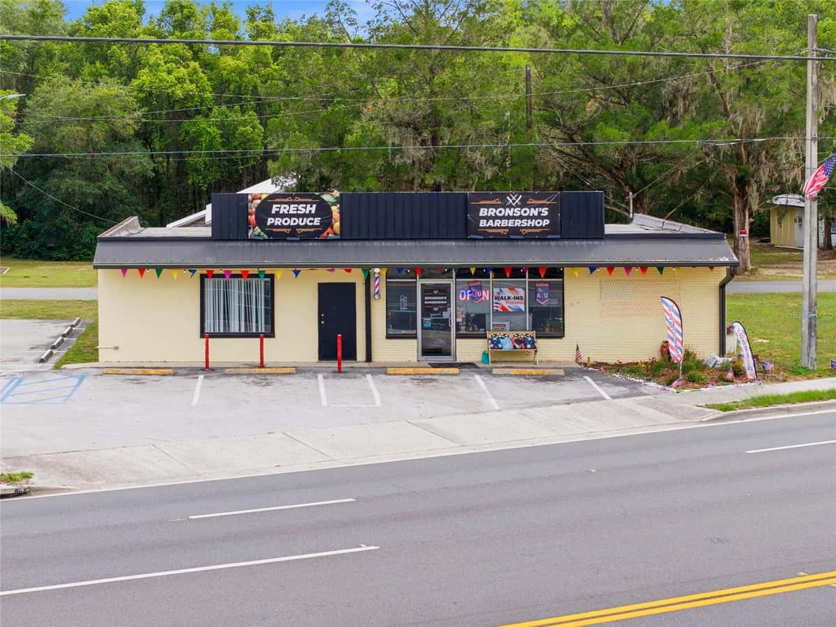 380 HATHAWAY AVENUE