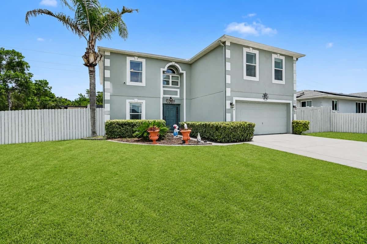 614 FIRWOOD DRIVE