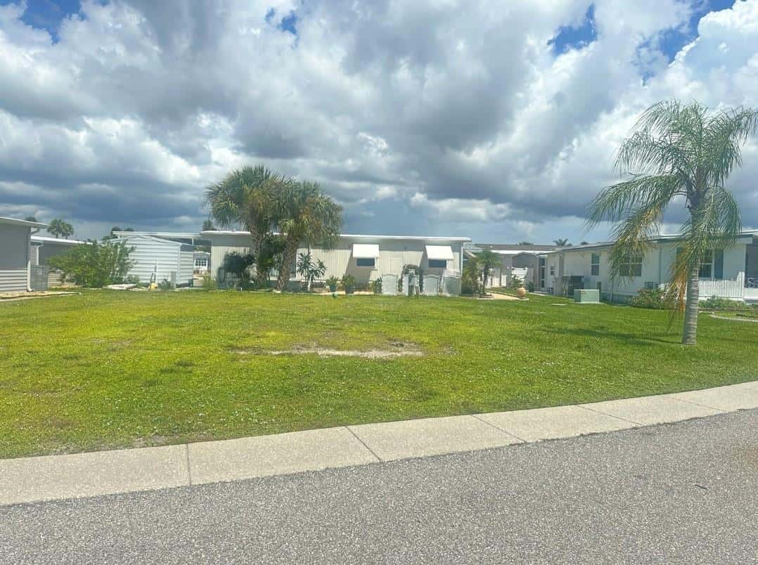 5881 SUNFLOWER ROAD