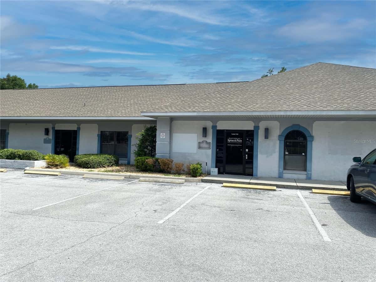 918 ROLLING ACRES ROAD