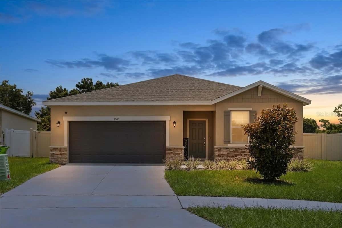 1580 BLUE LAGOON CIRCLE