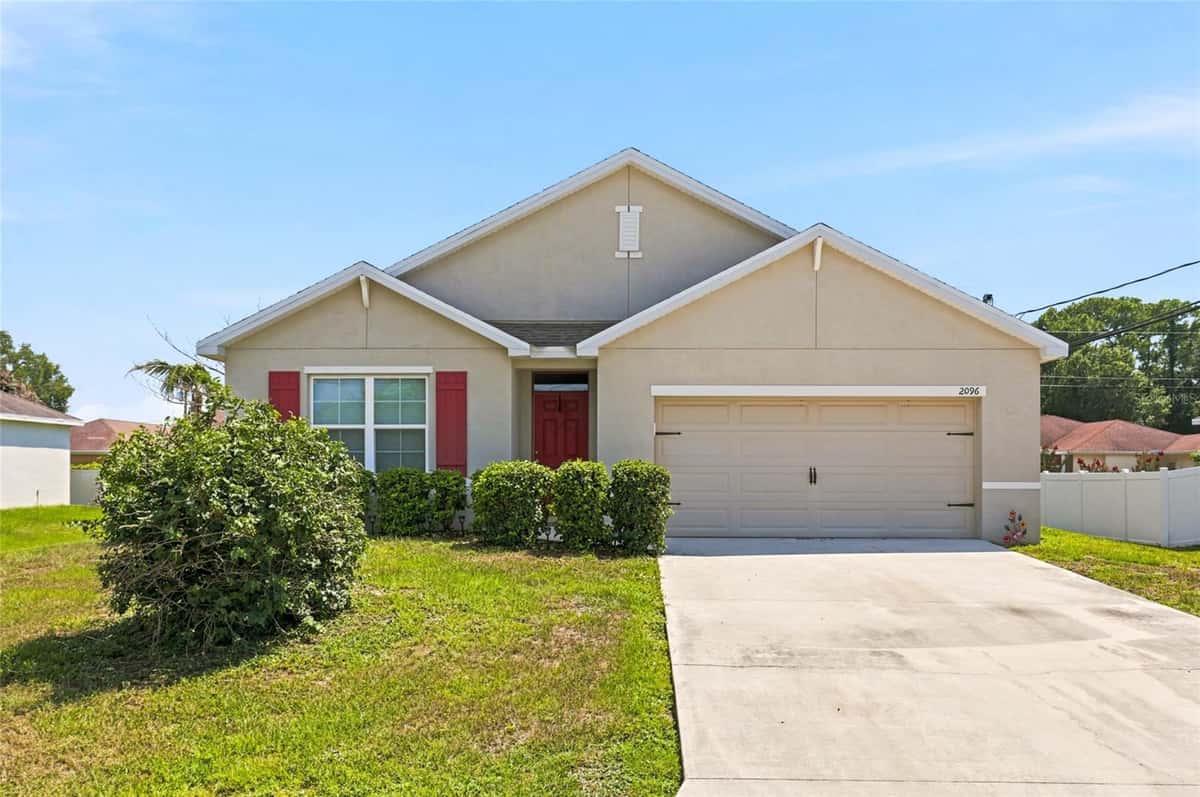 2096 LEAFY ROAD