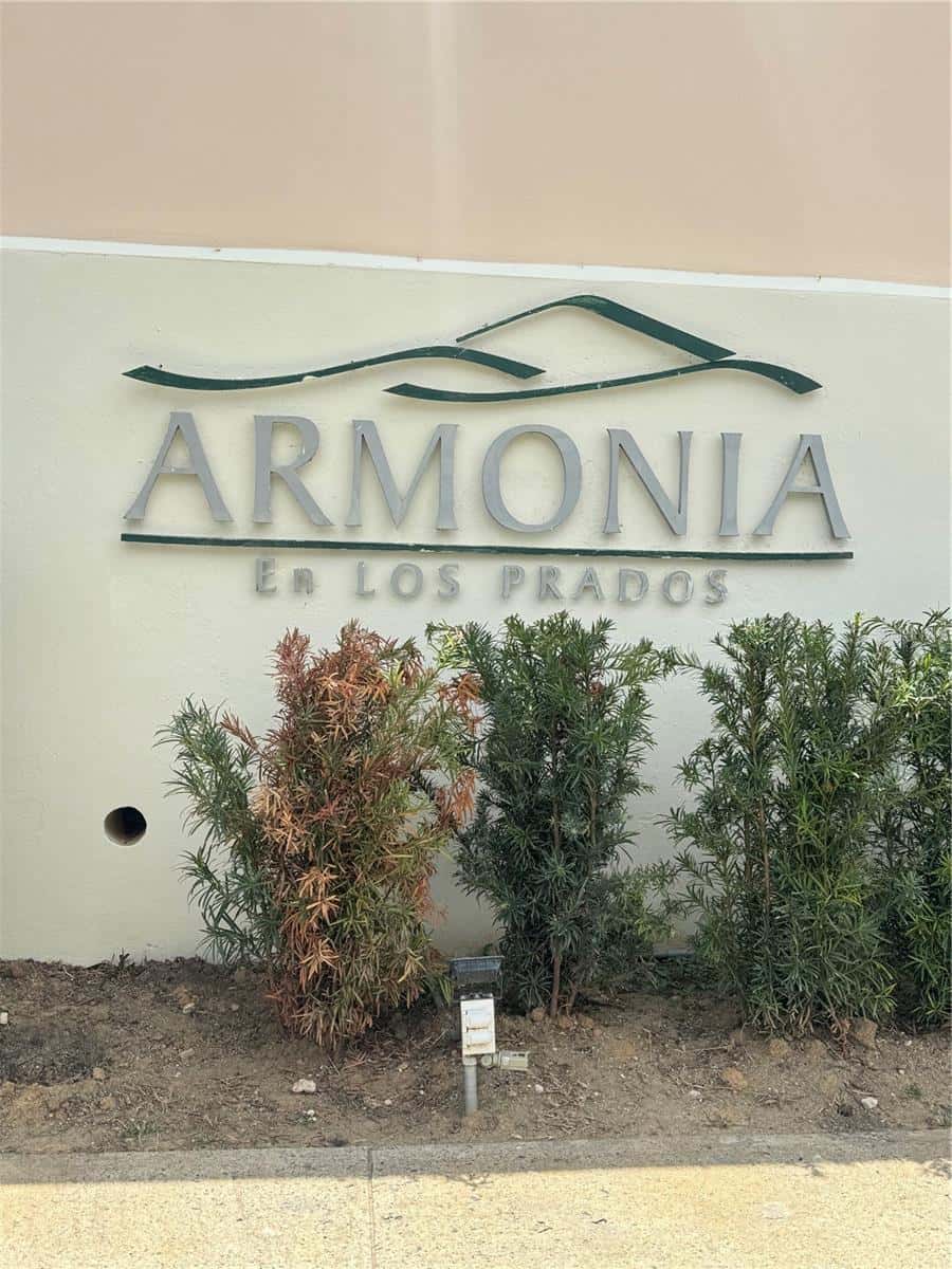 400 GRAN BLVD LOS PRADOS