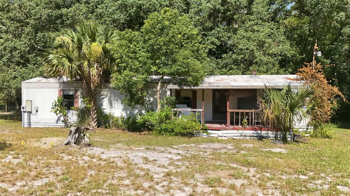 37807 DEERWOODS DRIVE