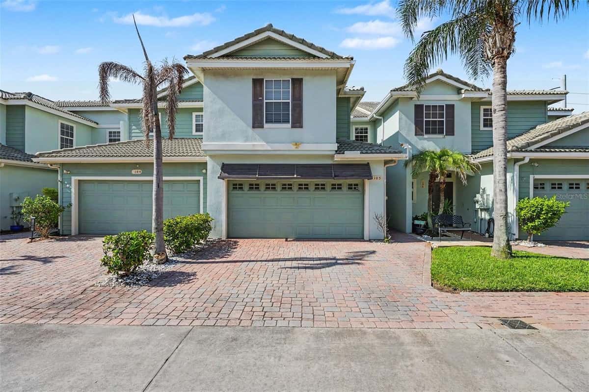 1380 ISABELLA DRIVE