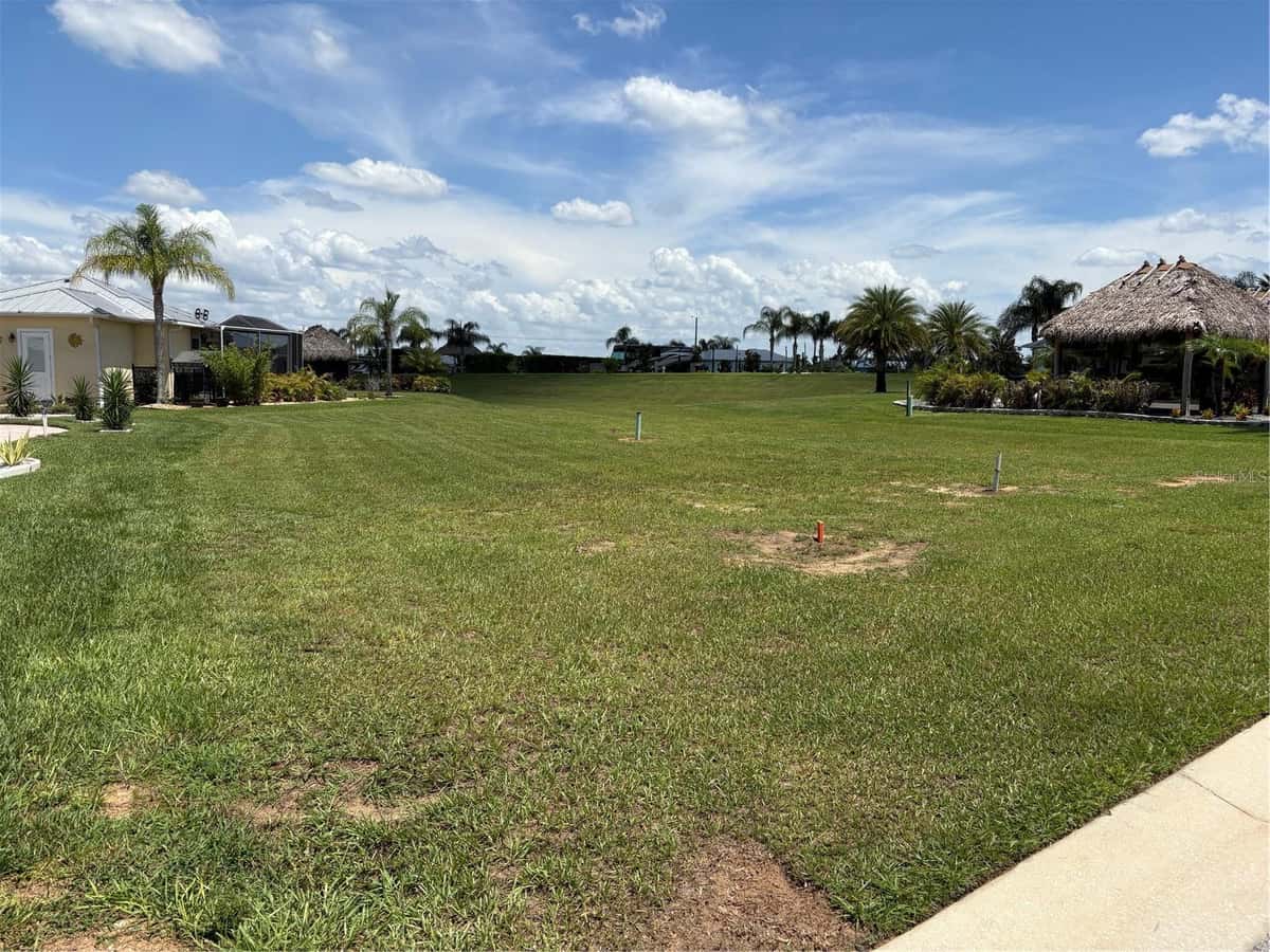 2884 WOOD DUCK DRIVE