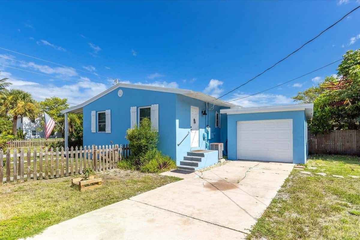 301 GRANADA STREET