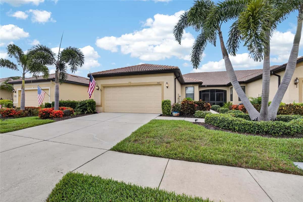 342 BLUEWATER FALLS COURT