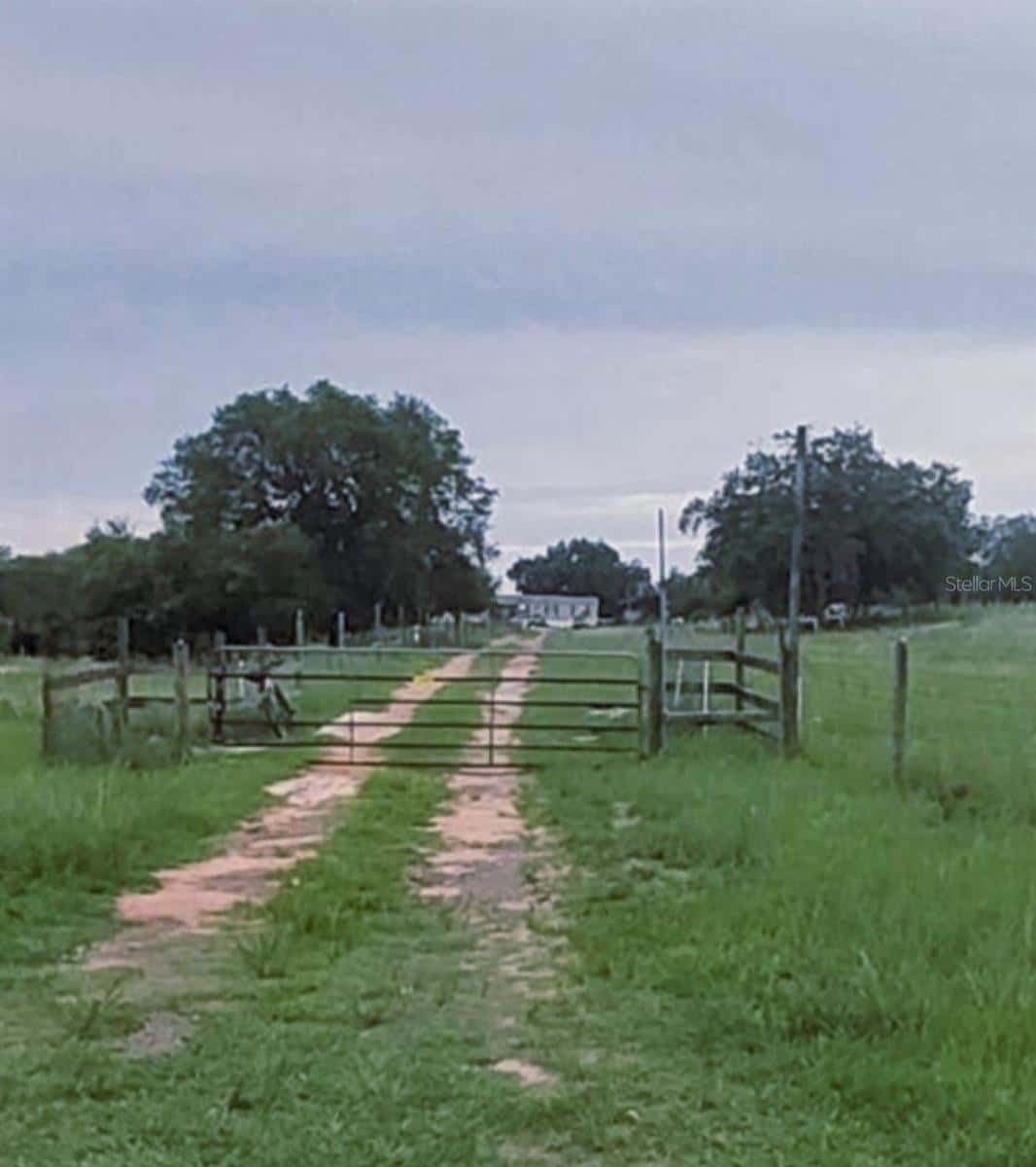 562 LIBBY ROAD