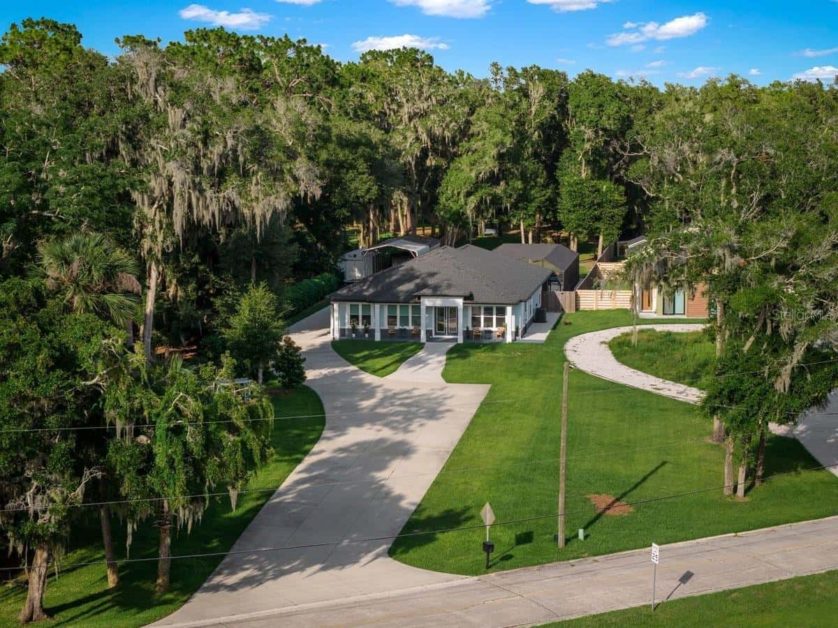 590 LAKE WINNEMISSETT DRIVE