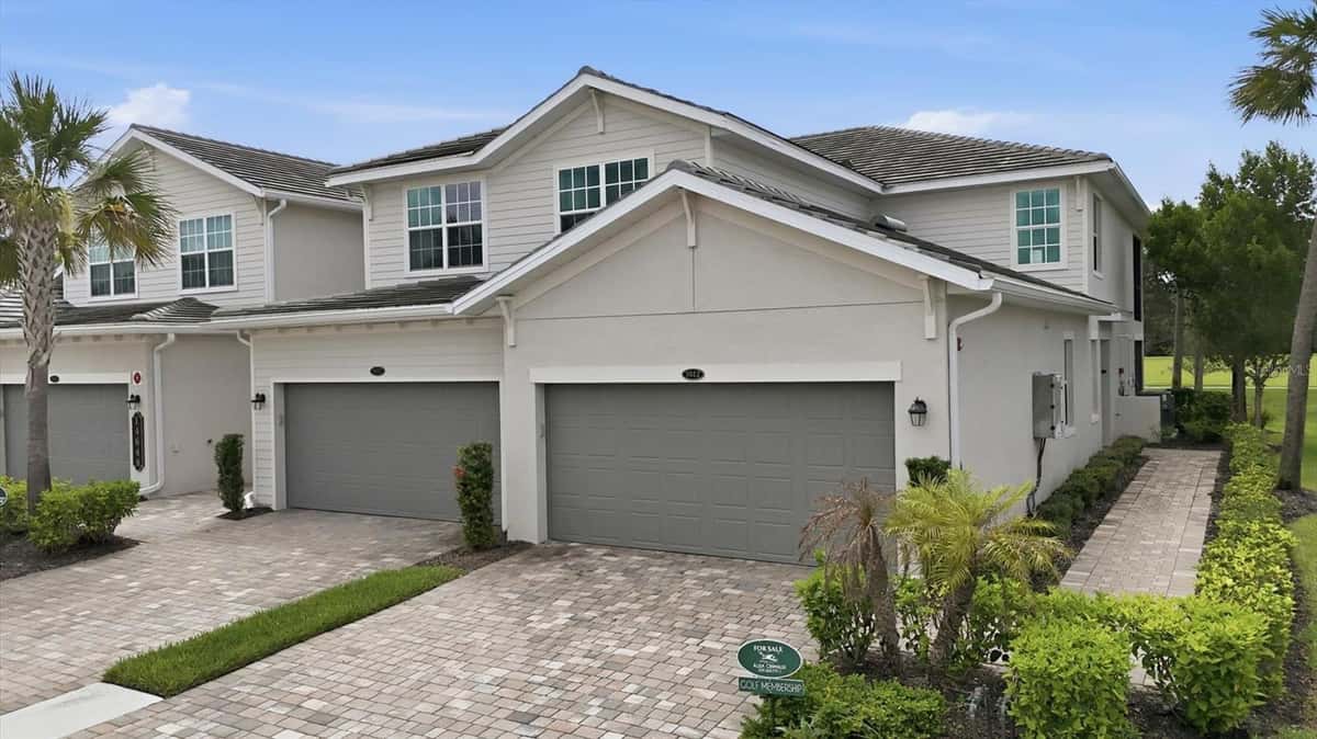 14648 SYCAMORE COURT