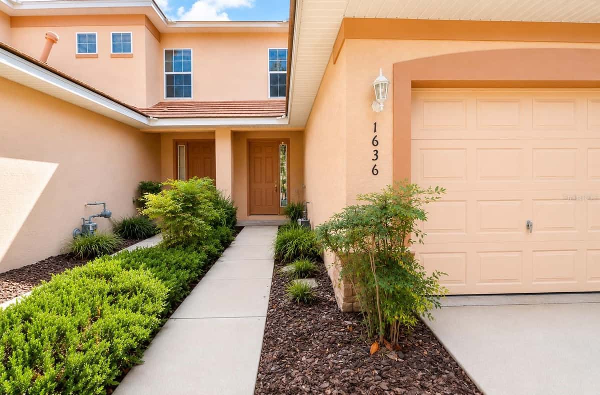 1636 SPRING MEADOW LOOP