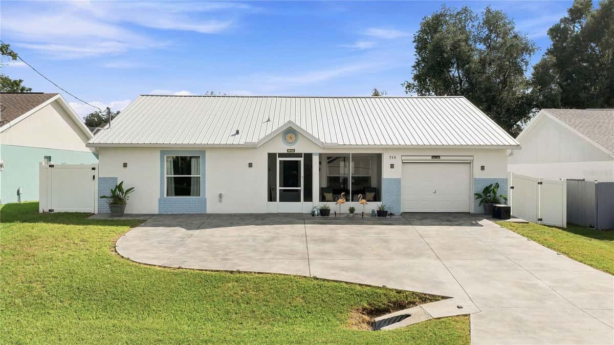 735 STARJASMINE PLACE