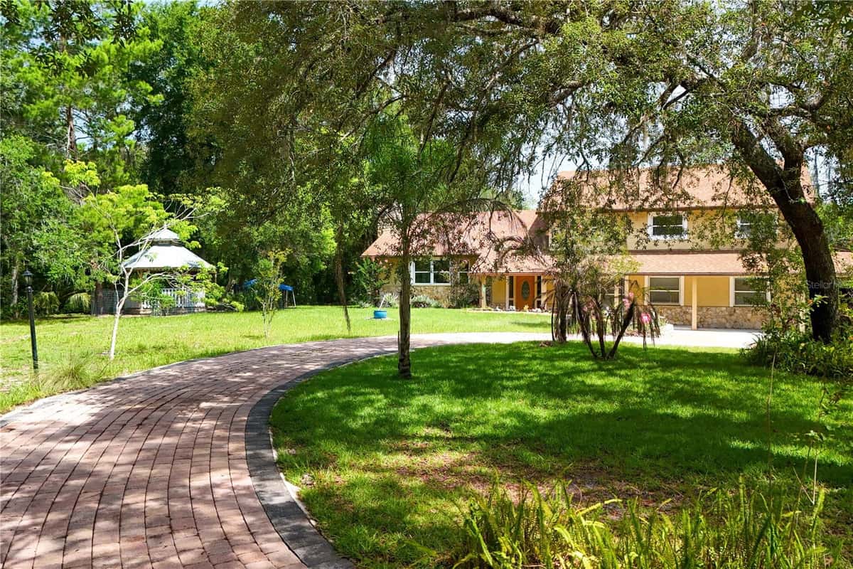 230 PANAMA ROAD