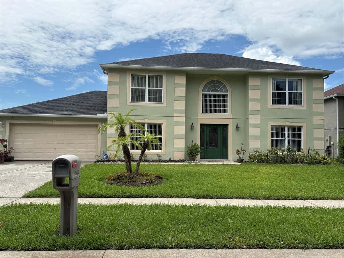 1072 ROYAL MARQUIS CIRCLE